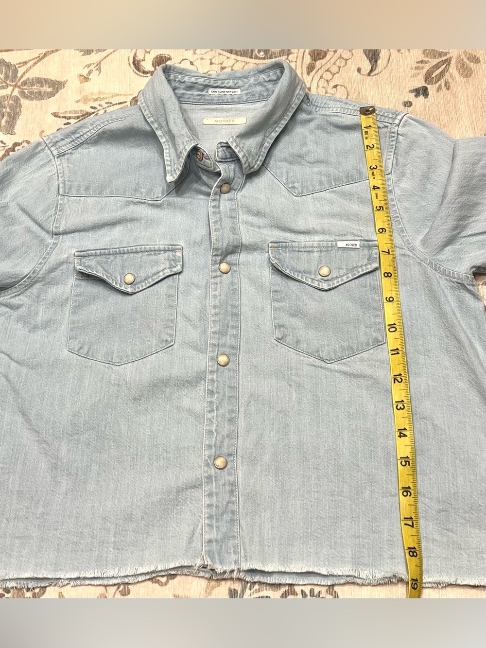 MOTHER The Super Ex's Crop Step Fray Button Down Shirt Small No End In Sight - Picture 11 of 14